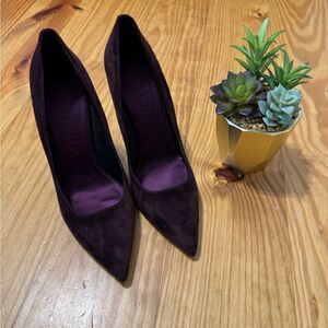 Burberry Margaery Pumps Deep Wine Purple Suede Almond Toe Stiletto Heels SZ 38
